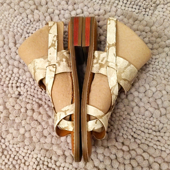 NWT Fidella Leather Sandals - Picture 9 of 16